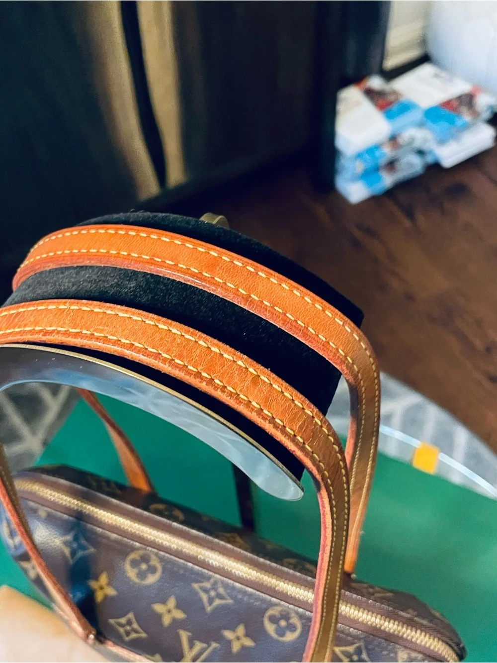 Louis Vuitton Monogram Coussin GM dc04